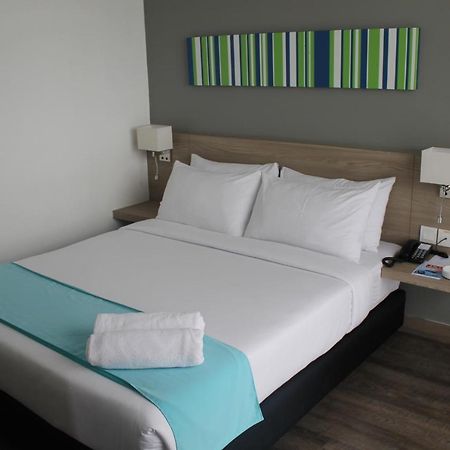 Singgah Kertih Hotell Kerteh Exteriör bild