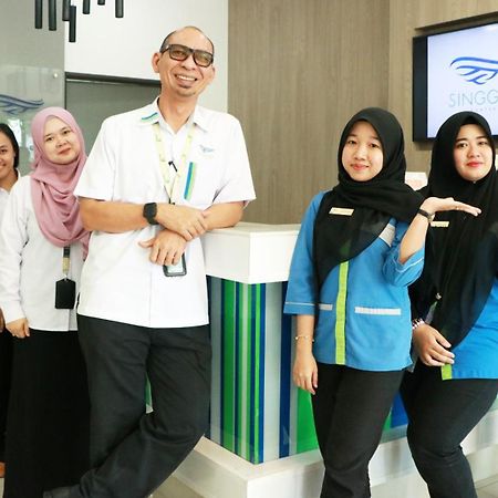 Singgah Kertih Hotell Kerteh Exteriör bild
